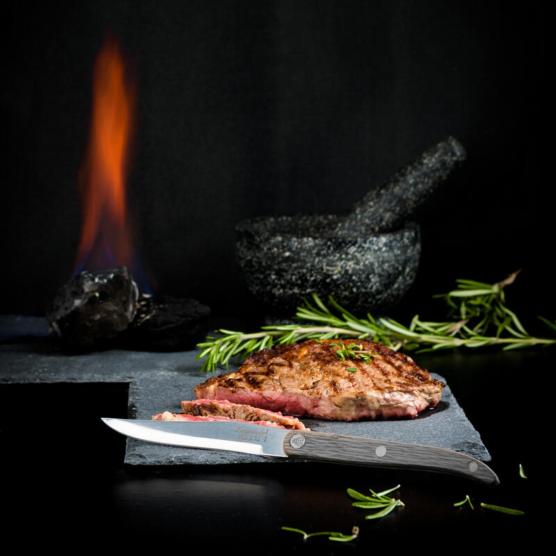 Steakmessen met Grijs Pakka heft en glad lemmet